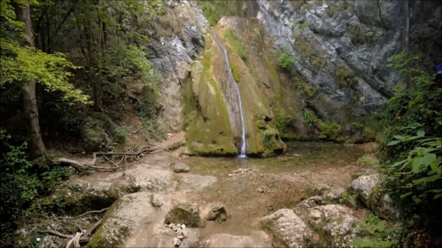 Beausnita vodopád - Rumunsko